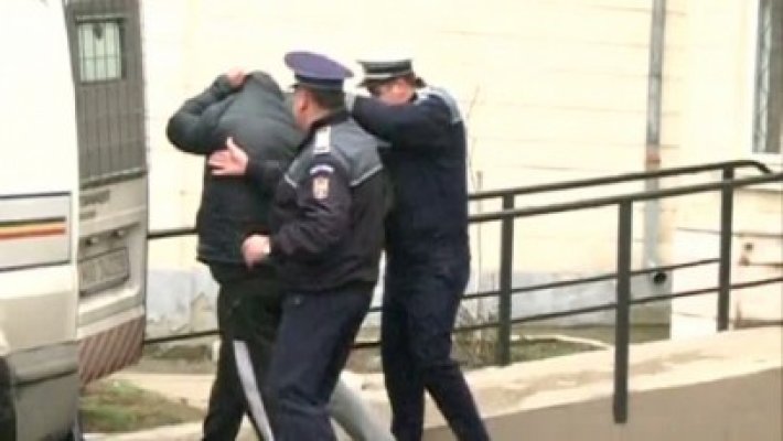 Licean înjunghiat mortal în gât